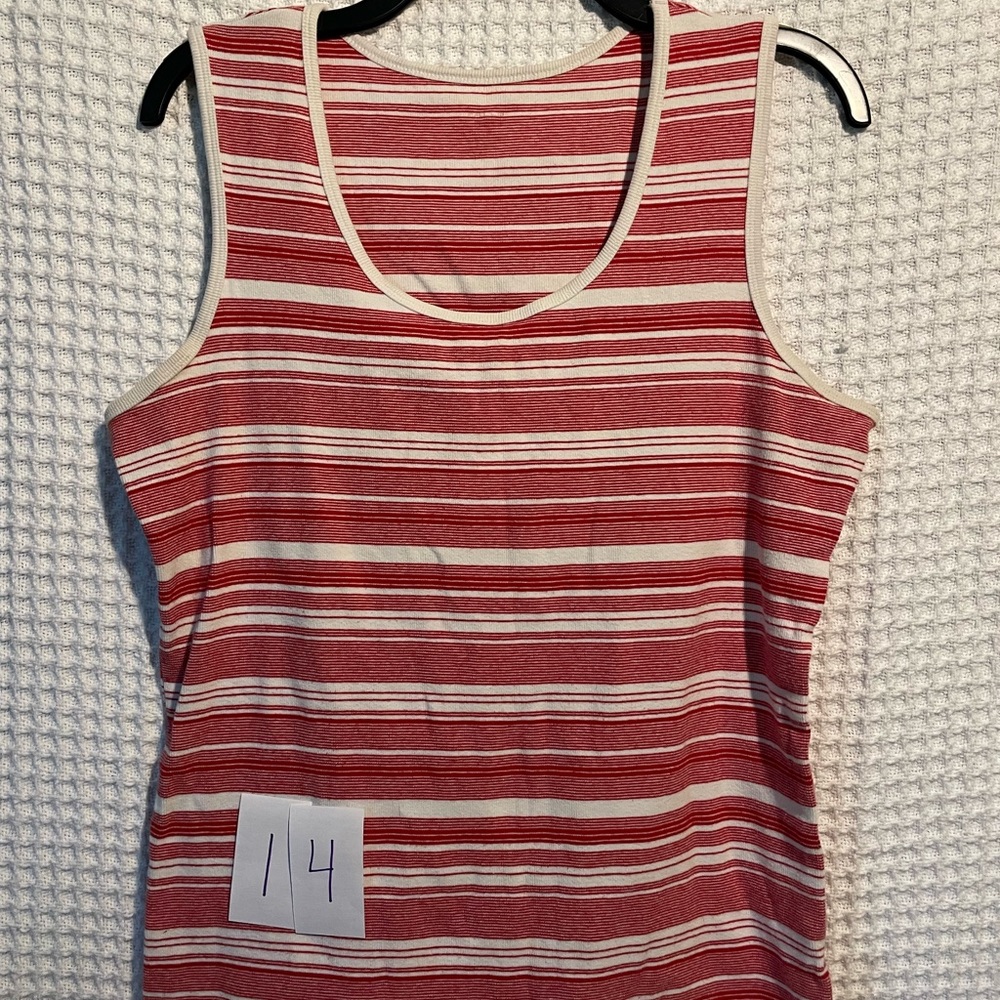 Retro red & white striped tank